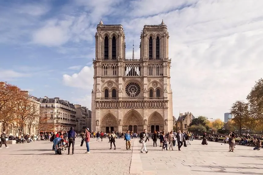 Apartment Appartement Tres Sympathique Pres Du Pantheon Et De Notre-Dame Paris France